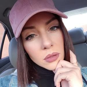 Meet your Posher, Serena